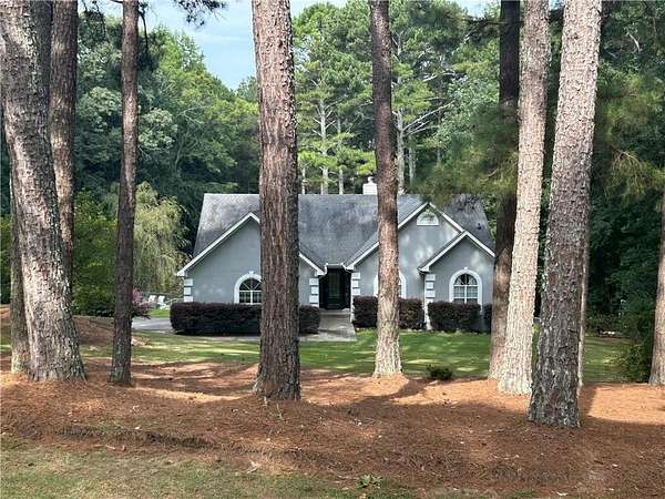 4 Acres of Land with Home for Sale in Dacula, Georgia