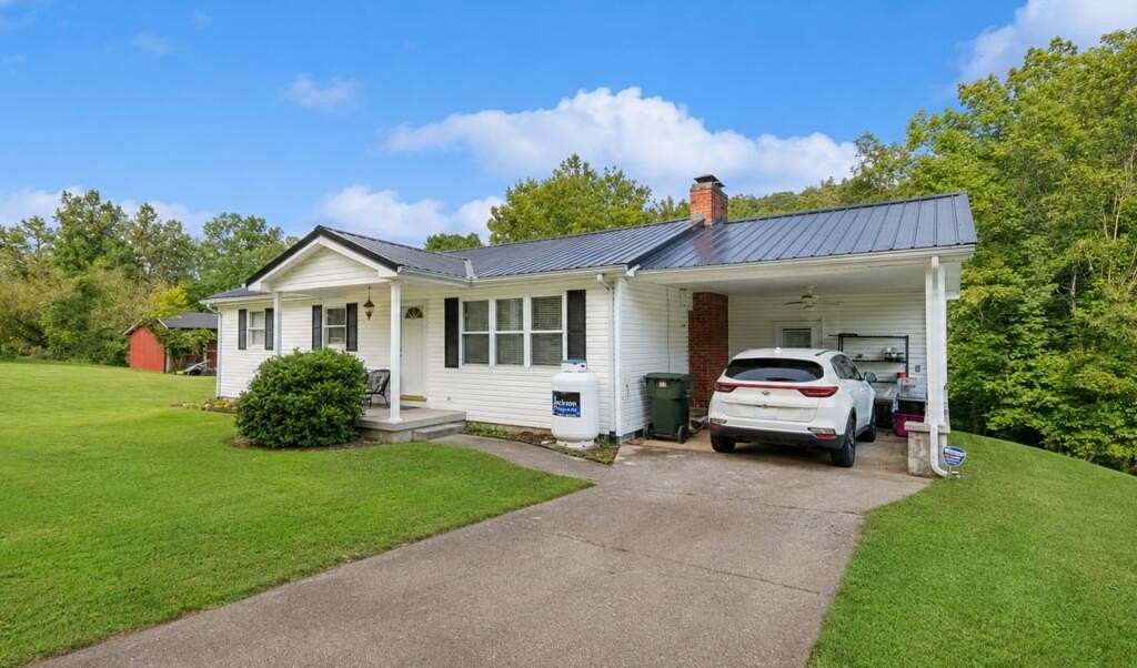2.5 Acres of Land with Home for Sale in Sitka, Kentucky