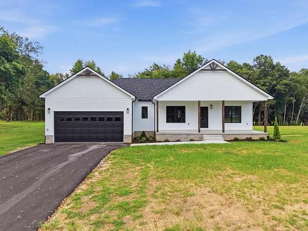 2 Acres of Land with Home for Sale in Sparta, Tennessee
