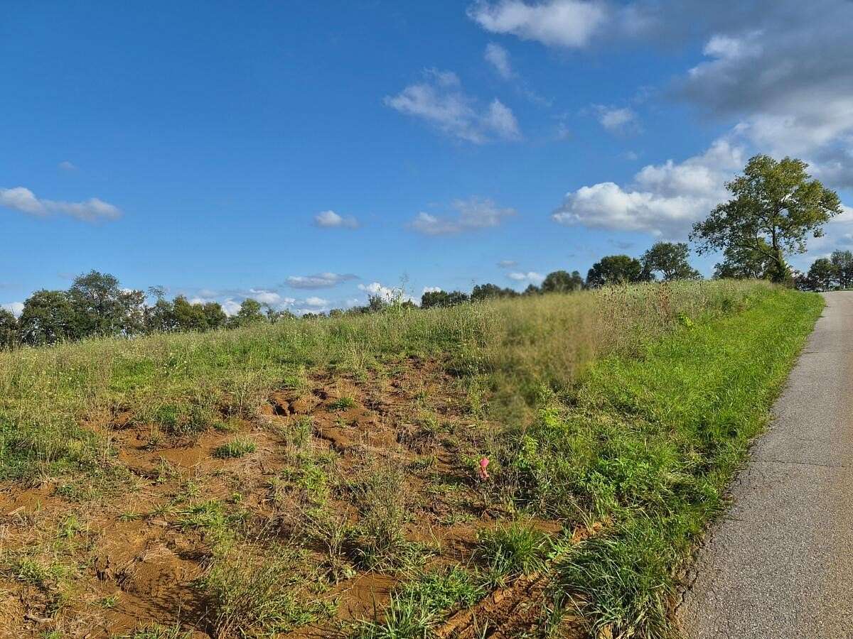 5 Acres of Residential Land for Sale in Pleasureville, Kentucky