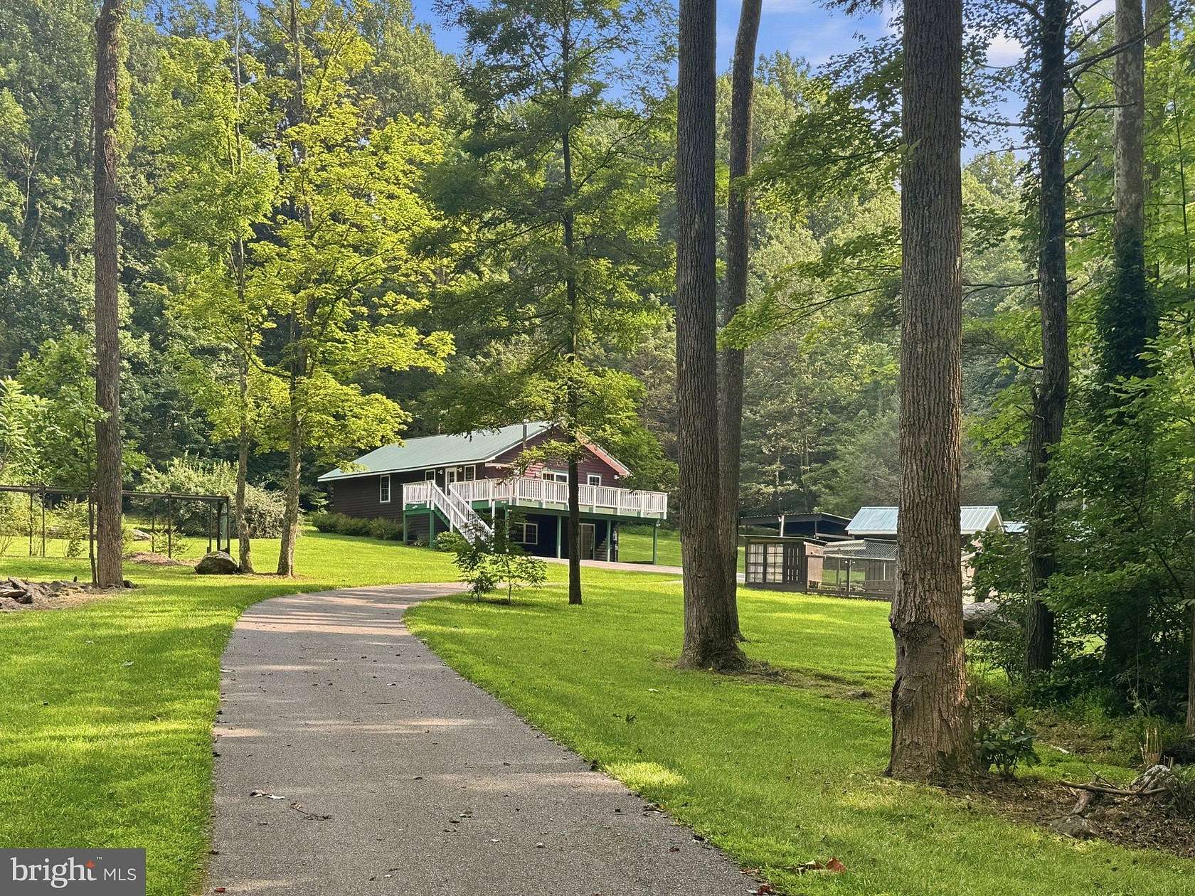 10.8 Acres of Land with Home for Sale in Smithsburg, Maryland