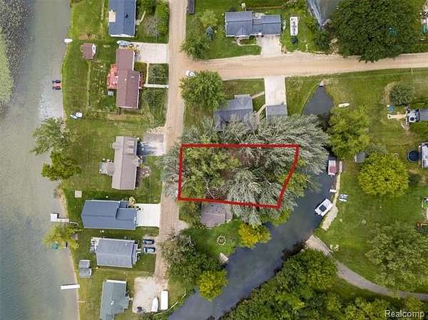 0.19 Acres of Residential Land for Sale in Hartland Township, Michigan
