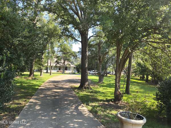 35 Acres of Land with Home for Sale in Canton, Mississippi