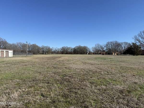7 Acres of Residential Land for Sale in Greenwood, Mississippi