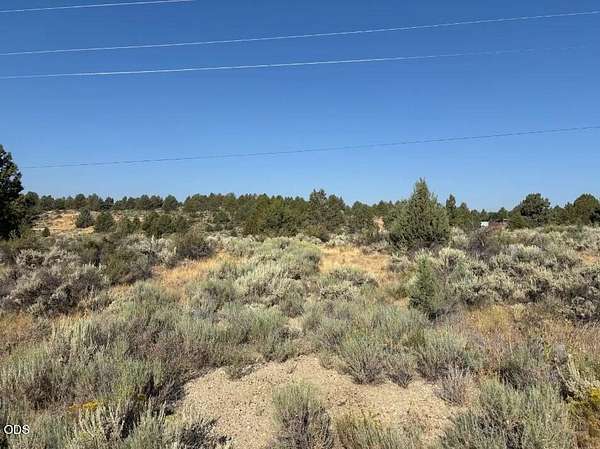 1.52 Acres of Residential Land for Sale in Sprague River, Oregon