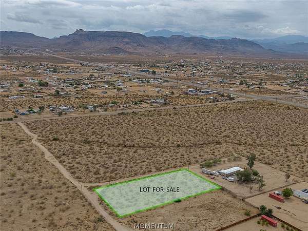 1.32 Acres of Residential Land for Sale in Golden Valley, Arizona