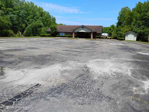 2.65 Acres of Improved Commercial Land for Sale in Iuka, Mississippi