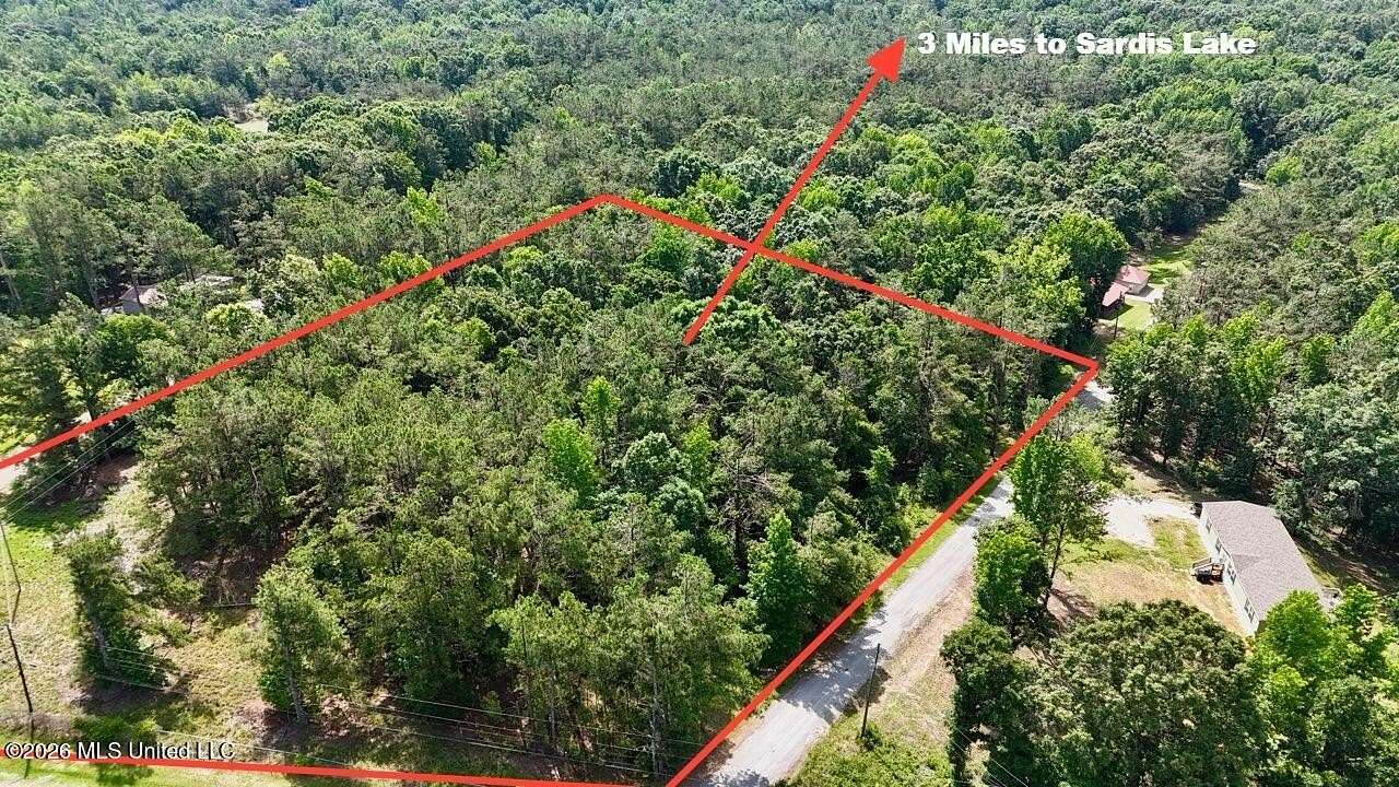 4.9 Acres of Residential Land for Sale in Como, Mississippi