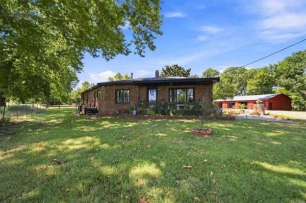 30.5 Acres of Land with Home for Sale in Pawnee, Oklahoma