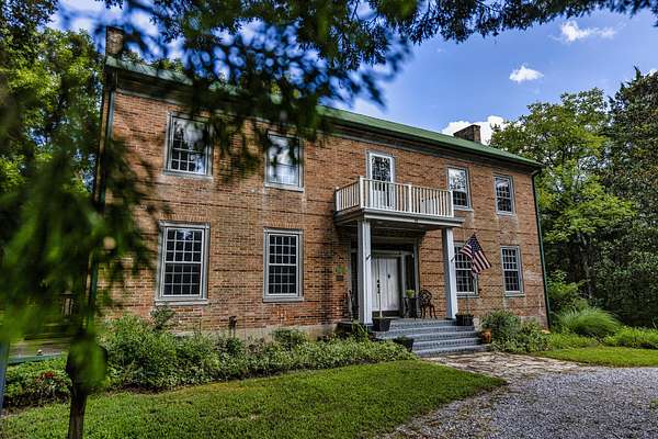 6 Acres of Land with Home for Sale in Murray, Kentucky