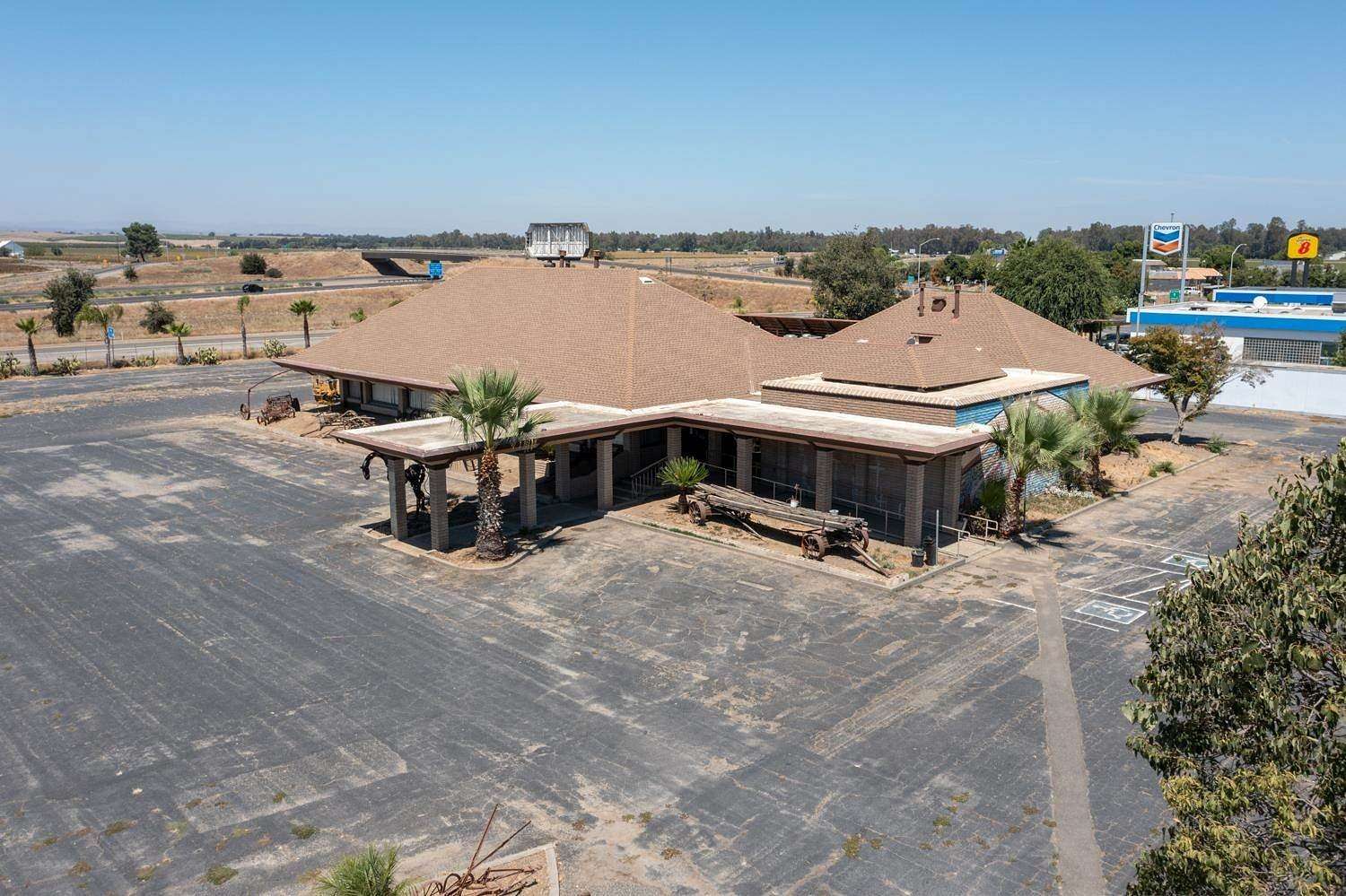 5 Acres of Commercial Land for Sale in Dunnigan, California