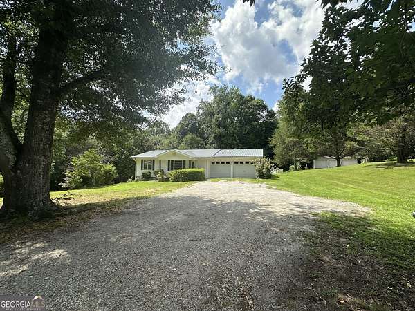 3 Acres of Land with Home for Sale in Eastanollee, Georgia