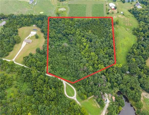10 Acres of Residential Land for Sale in Lathrop, Missouri