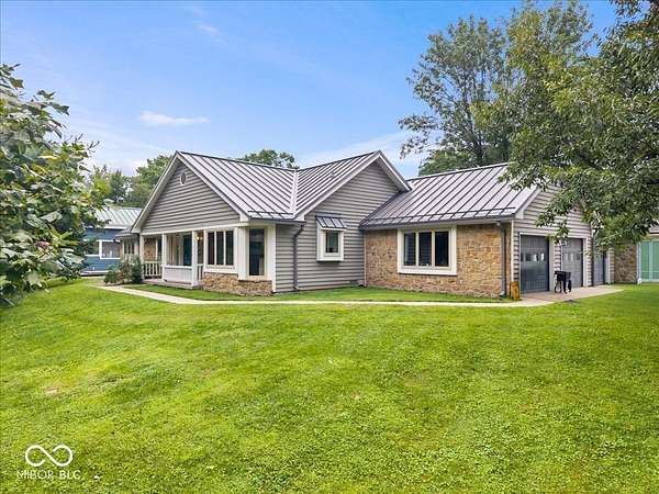 2.25 Acres of Improved Mixed-Use Land for Sale in Zionsville, Indiana