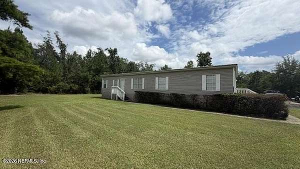 1.64 Acres of Land with Home for Lease in Bryceville, Florida