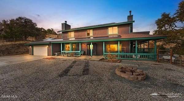 1.64 Acres of Land with Home for Sale in Tehachapi, California