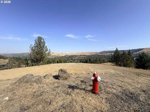 0.79 Acres of Residential Land for Sale in John Day, Oregon