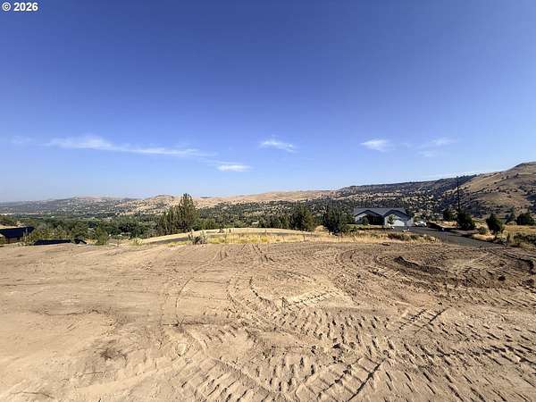 0.65 Acres of Residential Land for Sale in John Day, Oregon