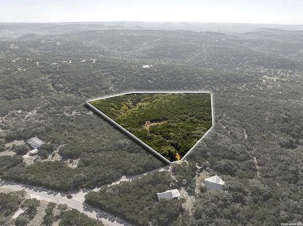 17.9 Acres of Recreational & Residential Land for Sale in Pipe Creek, Texas