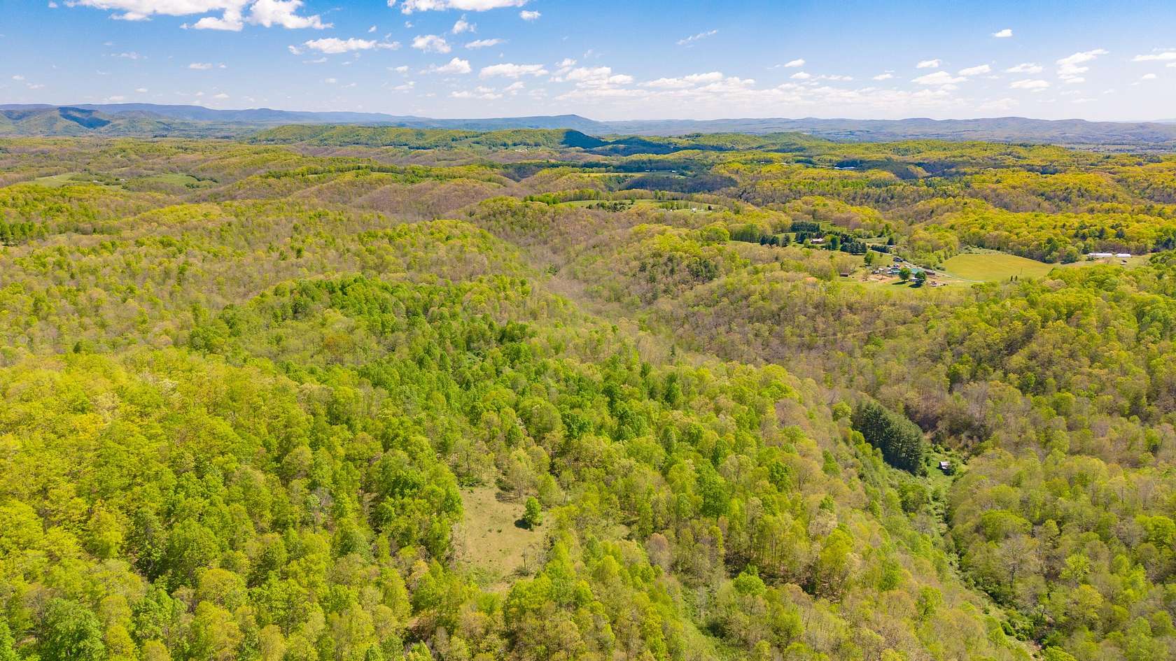 194 Acres of Land for Sale in Lewisburg, West Virginia