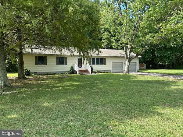 2 Acres of Land with Home for Sale in Cambridge, Maryland