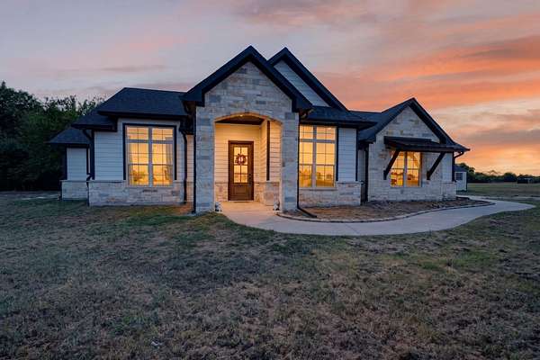 6.53 Acres of Land with Home for Sale in Wills Point, Texas