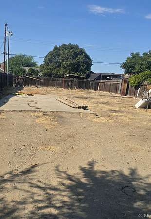 0.14 Acres of Residential Land for Sale in Avenal, California