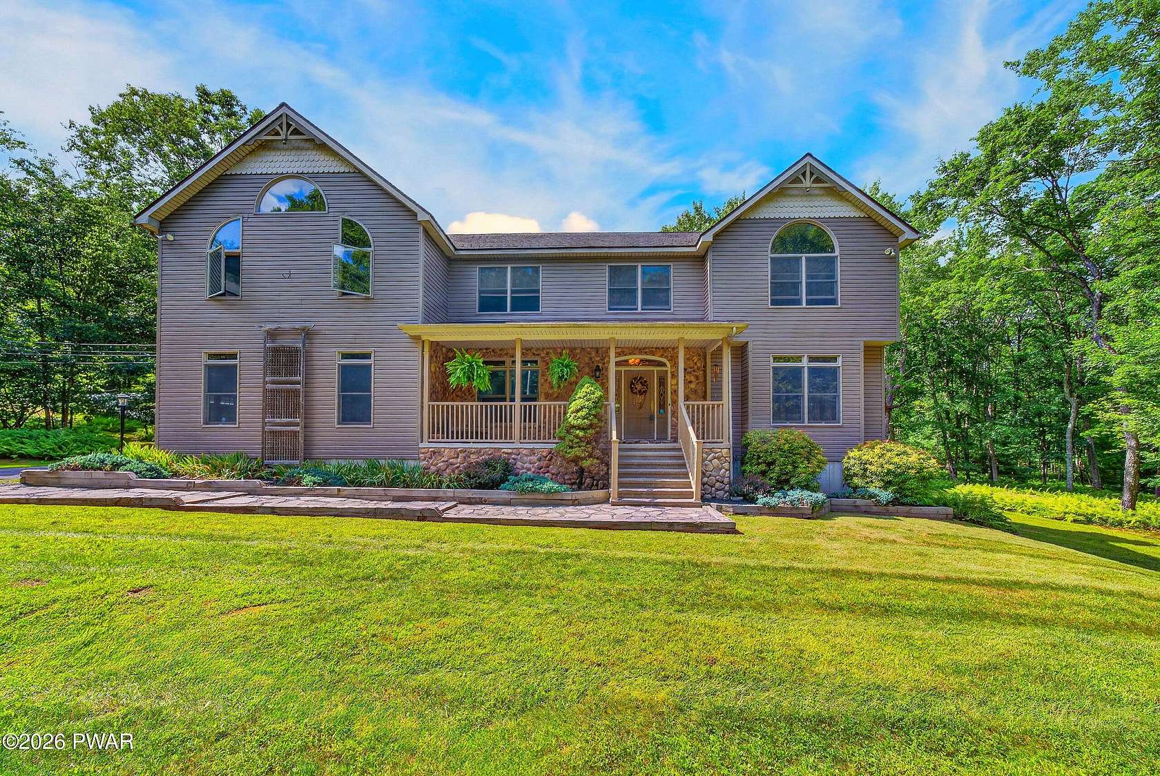 14.7 Acres of Land with Home for Sale in Milford, Pennsylvania
