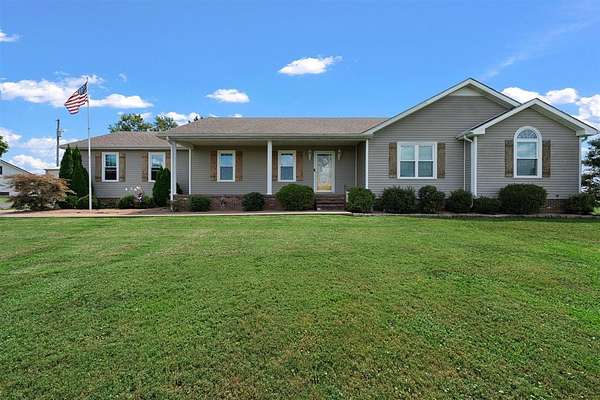 2 Acres of Land with Home for Sale in Bowling Green, Kentucky