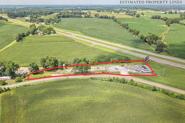 1.6 Acres of Mixed-Use Land for Sale in Alamo, Tennessee