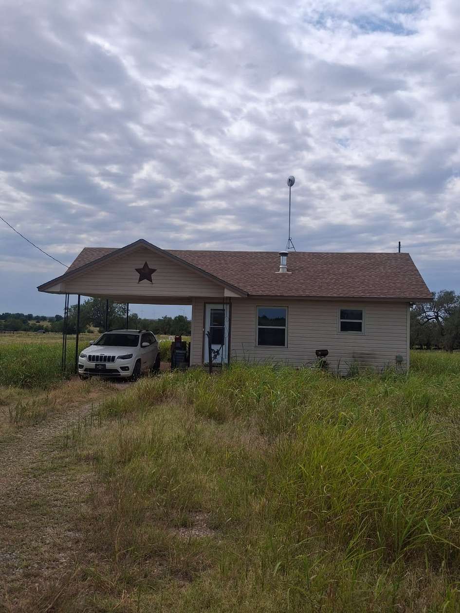 5 Acres of Land with Home for Sale in Covington, Oklahoma