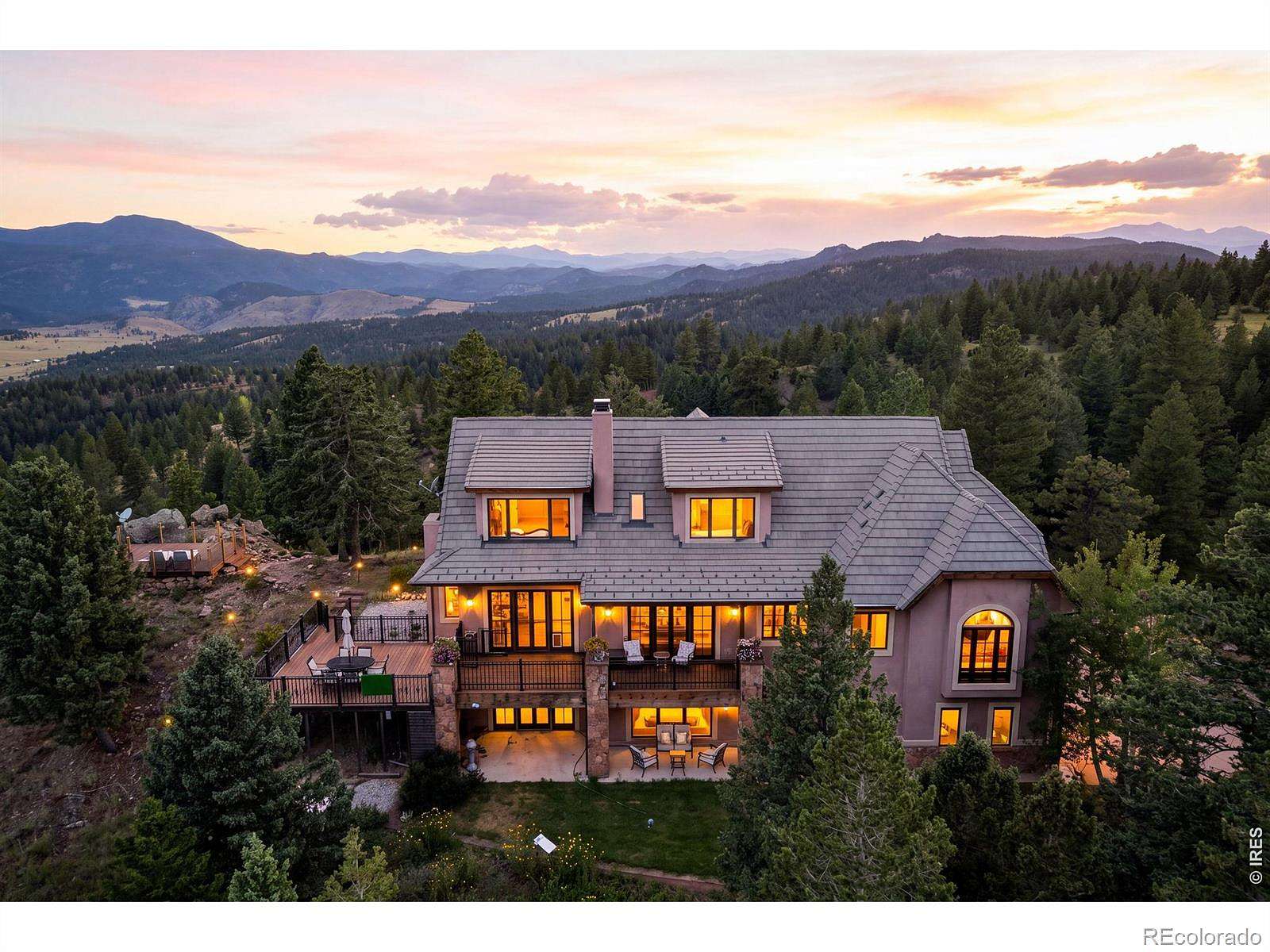 14.1 Acres of Land with Home for Sale in Boulder, Colorado