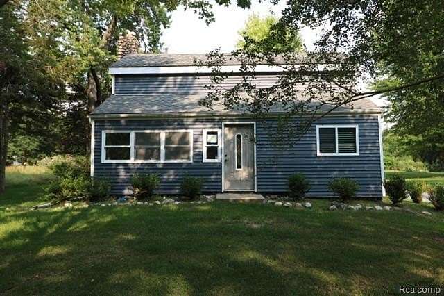 3 Acres of Land with Home for Sale in Clarkston, Michigan
