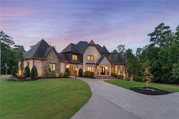 7.39 Acres of Land with Home for Sale in Milton, Georgia