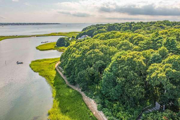 3.4 Acres of Residential Land for Sale in Cataumet, Massachusetts