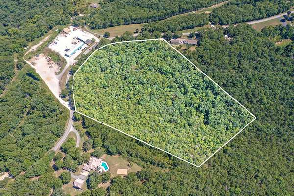 17.5 Acres of Land for Sale in Branson West, Missouri