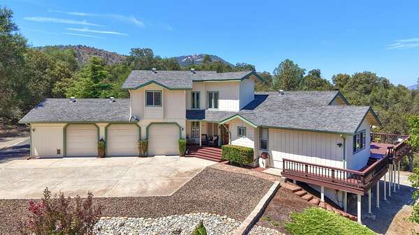 2.75 Acres of Land with Home for Sale in Oakhurst, California