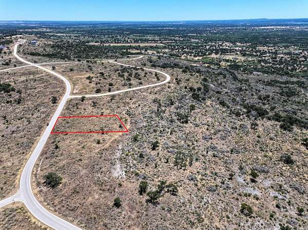 1.5 Acres of Residential Land for Sale in Kingsland, Texas