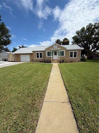 1.65 Acres of Land with Home for Lease in Oak Hill, Florida