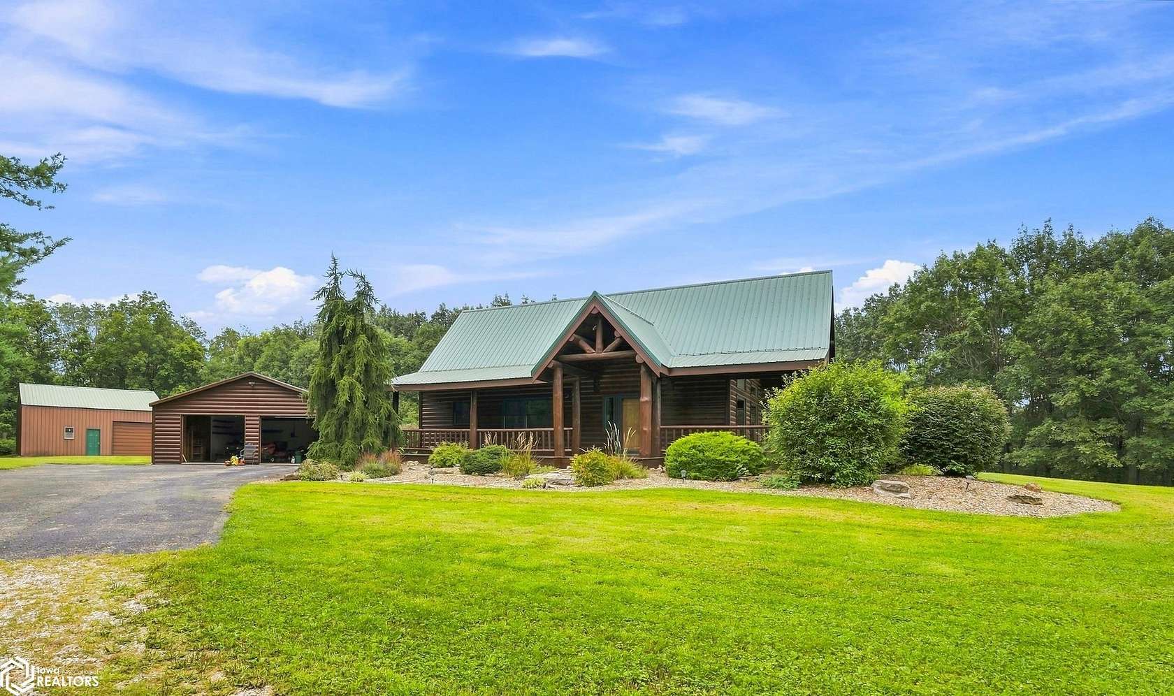 5.58 Acres of Land with Home for Sale in Mount Pleasant, Iowa
