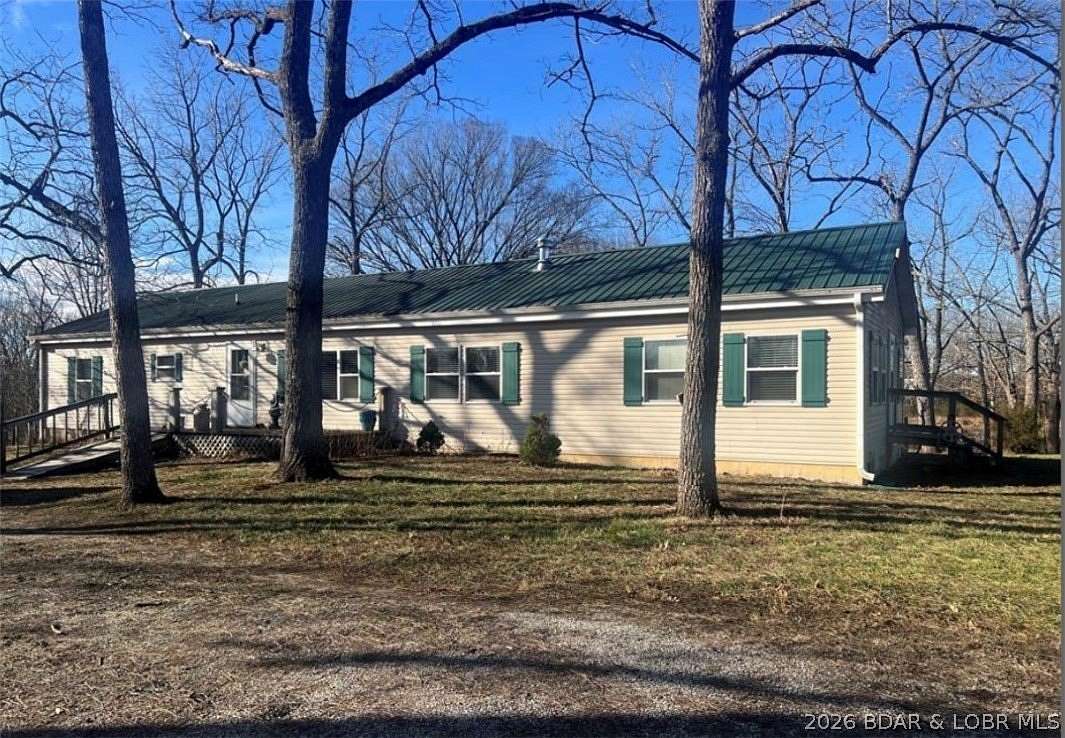 15 Acres of Land with Home for Sale in Lincoln, Missouri