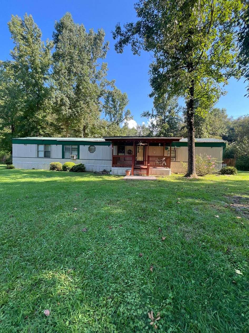 4.1 Acres of Land with Home for Sale in Nauvoo, Alabama