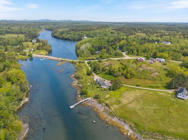 4.73 Acres of Land with Home for Sale in Cushing, Maine