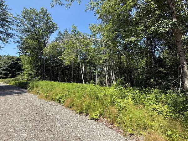2 Acres of Residential Land for Sale in Dresden Town, Maine