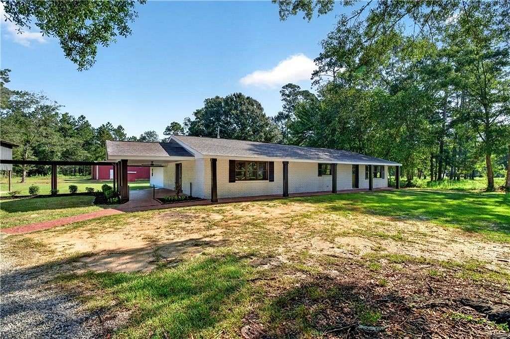 3.6 Acres of Land with Home for Sale in Pearl River, Louisiana