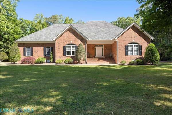 2.37 Acres of Land with Home for Sale in Gloucester, Virginia