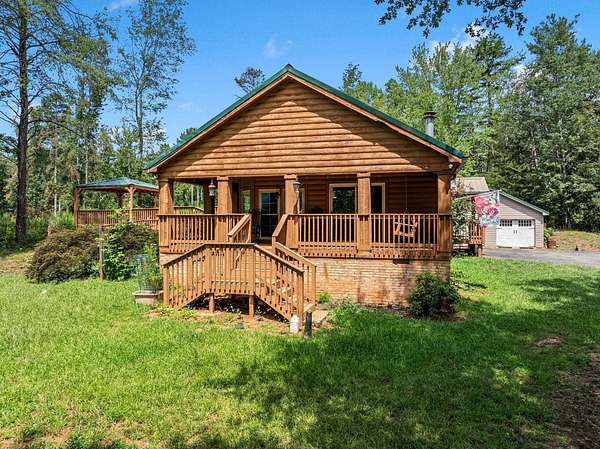 4.57 Acres of Land with Home for Sale in Inman, South Carolina