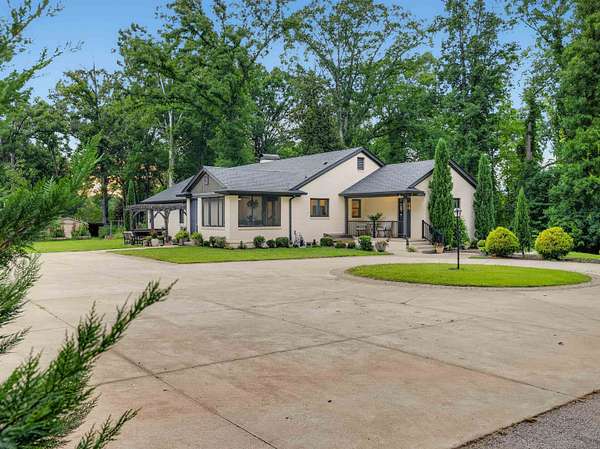 3.2 Acres of Improved Mixed-Use Land for Sale in Spartanburg, South Carolina