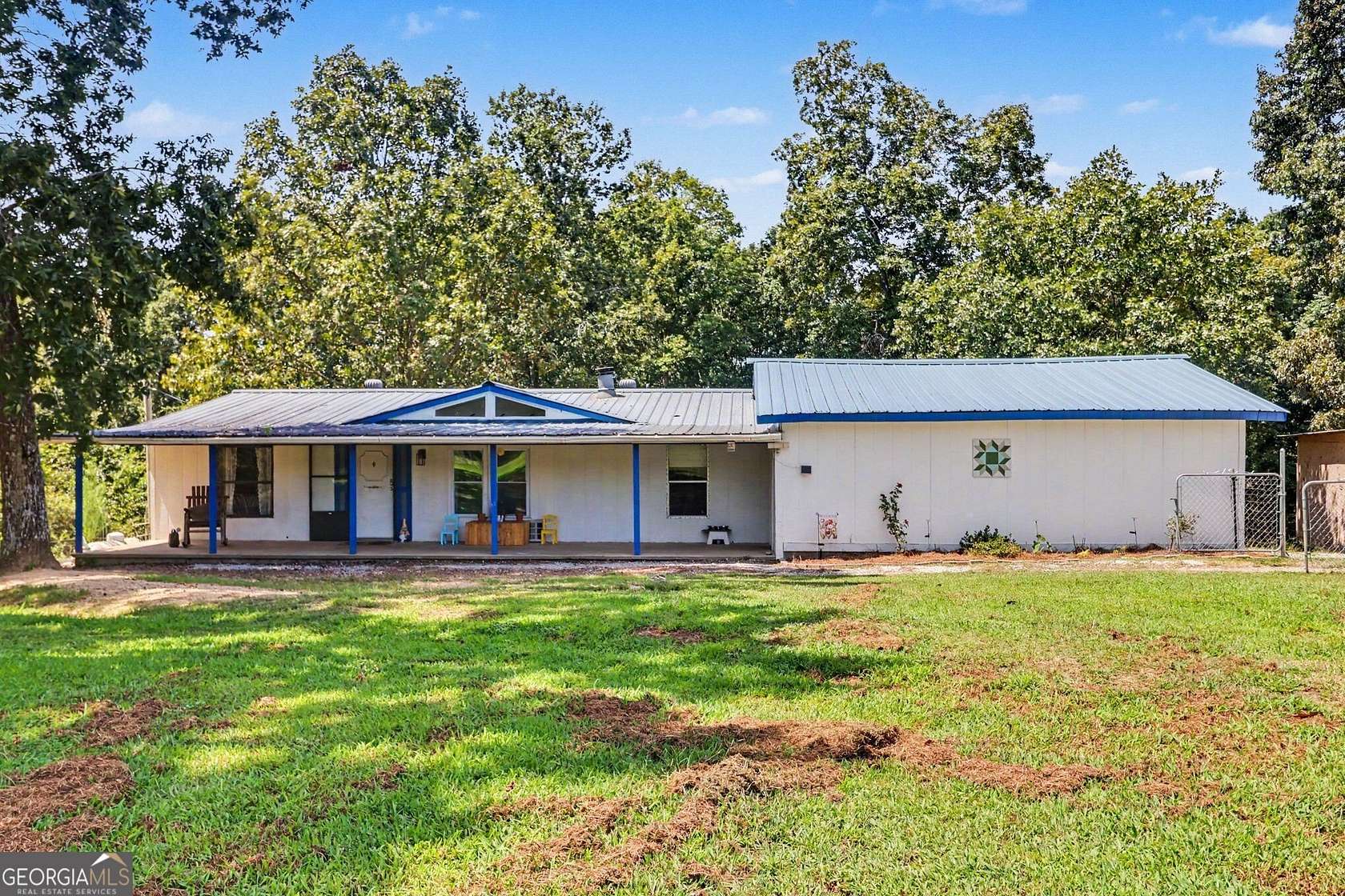 6 Acres of Land with Home for Sale in Lavonia, Georgia