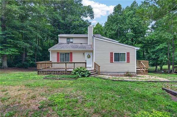 2.55 Acres of Land with Home for Sale in Smithfield, Virginia
